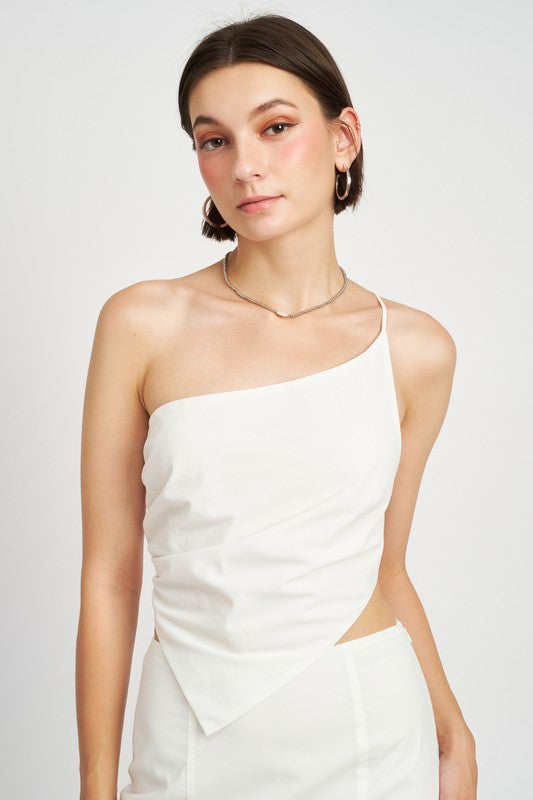 ASYMMEETRIC ONE SHOULDER TOP